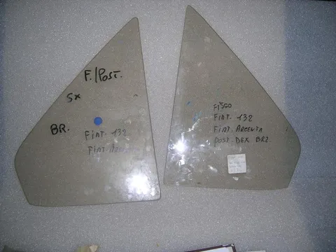 Vetro Fisso Posteriore Destro e Sinistro Bronzo Fiat 132, Fiat Argenta