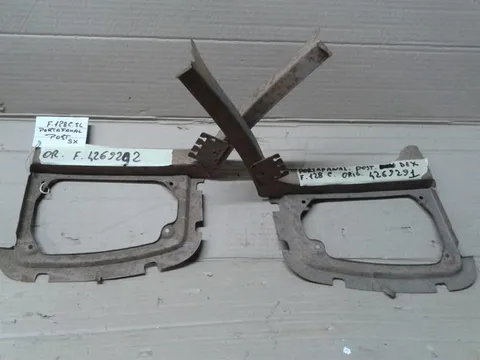 Portafanalino Posteriore Sinistro Fiat 128 Coupè SL