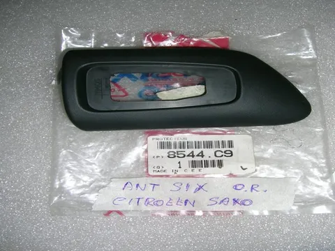Modanatura Parafango Ant Sx Citroen Saxo