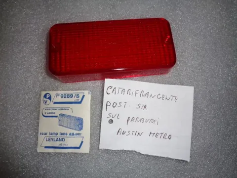 Catarifrangente Posteriore Sinistro Su Paraurti Austin Metro