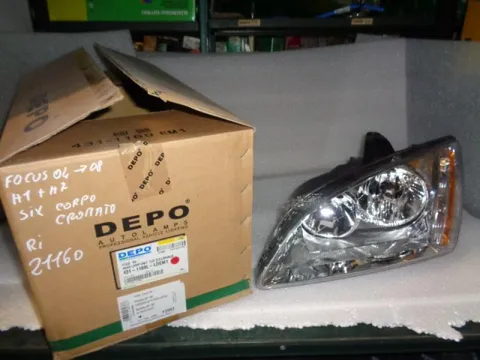 Proiettore Sinistro Ford Focus Dal 2004 Al 2008 Con Parobola Cromata