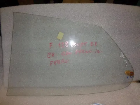 Voletto Chiaro Con Perno In Ferro Fiat 128 Coupe'