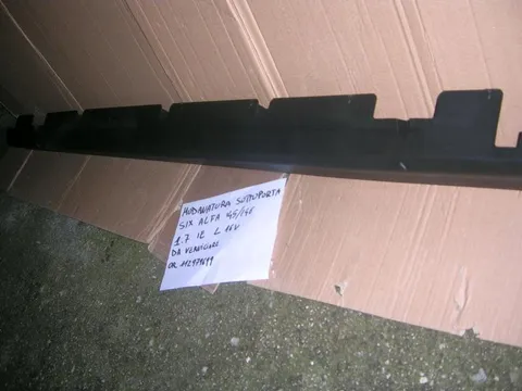 Modanatura Sottoporta Sinistro Alfa 145\146 1.7 IE 16V