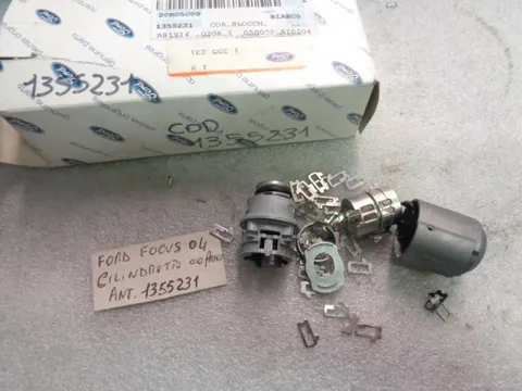 Cilindretto Cofano Anteriore Ford Focus 2004