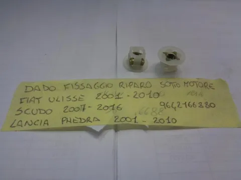Dado Fissaggio Riparo Sotto Motore Fiat Ulisse 2001 /2010 Fiat Scudo 2007/2016 Lancia Phedra 2001/2010
