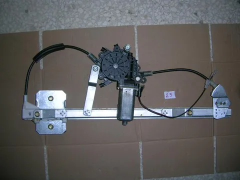 Alzavetro Elettrico Posteriore Destro Volkswagen Golf 3