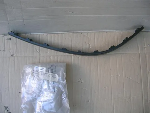 Modanatura Paraurti Anteriore Destra Nera Ford Galaxy 2000-2005
