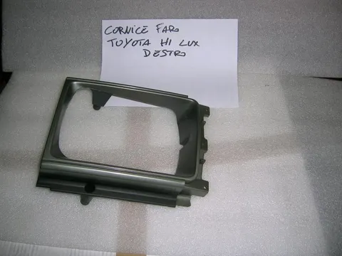 Cornice Faro Destro Toyota Hi Lux