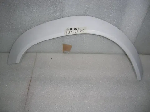 Parafanghino Post Dx Alfa Romeo 75