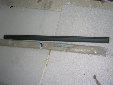 Modanatura Porta Ant. Dx Mercedes 200 W123