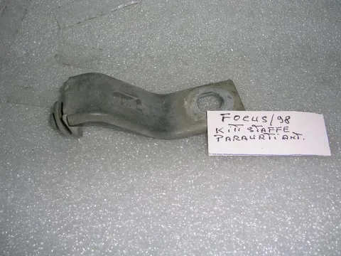 Kit Staffe Paraurti Ford Focus 98'