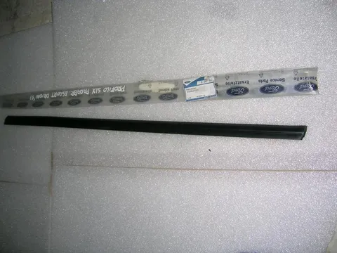 Profilo Sx Parabrezza Ford Escort/Orion '91