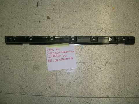 Supporto Modanatura Sottoporta Destra Bmw X1