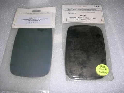 Vetrino Specchio Retrovisore Dx e Sx Ford Escort/Orion '86-90