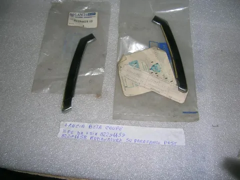 Modanature Parafango Posteriore Destro e Sinistro Lancia Beta Coupè