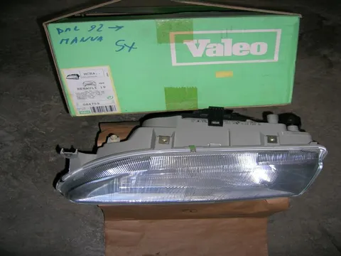 Proiettore Sx Renault 19