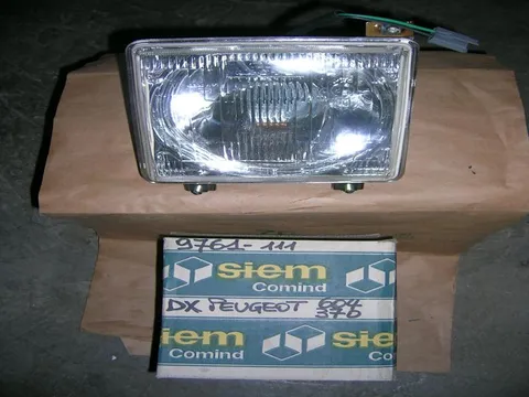 Proiettore Destro Peugeot 604  2 Serie, 3 Serie