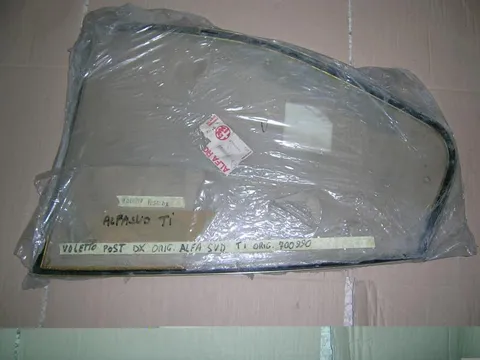 Voletto Posteriore Destro Chiaro Alfa Romeo Alfasud TI