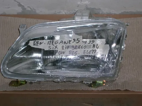 Proiettore Sx Elettr. Renault Megane '95-99