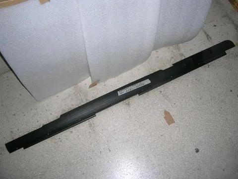 Battitacco Destro Nero  Lancia Thema