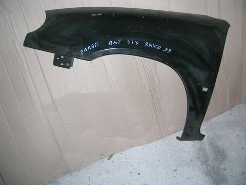 Parafango Anteriore Sinistro Citroen Saxo '99