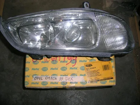 Proiettore Destro Opel Omega 1999