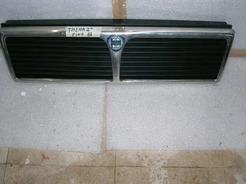 Griglia Lancia Thema