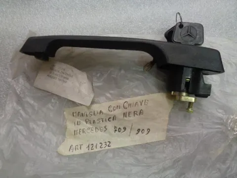 Maniglia In Plastica Nera Con Chiave Mercedes 709/909