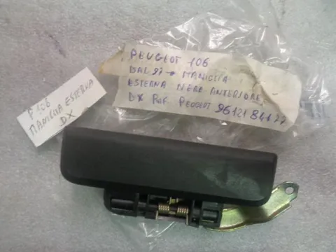 Maniglia Anteriore Esterna Nera Peugeot 106 1997>