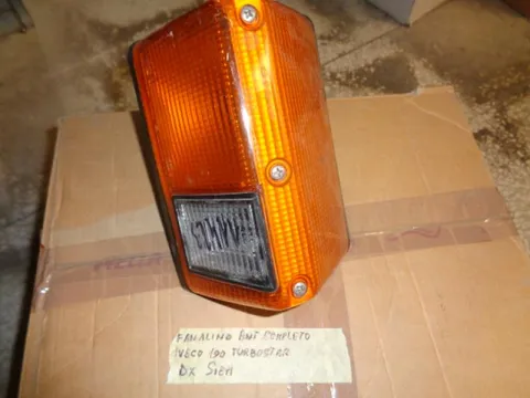 Fanalino Anteriore Destro  Completo Iveco 190 Turbostar