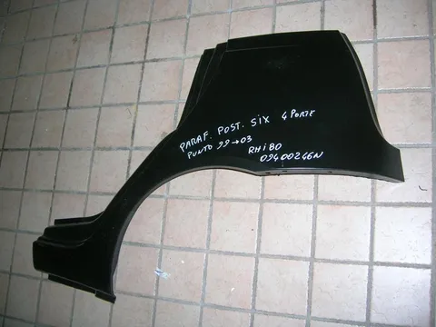 Parafango Posteriore Sinistro Fiat Punto 1999-2005  5 Porte
