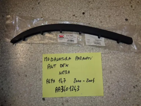 Modanatura Paraurti Anteriore Destra Nera Alfa 147 2000-2004