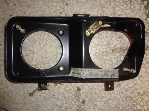 Sede Faro Sinistra Fiat 132