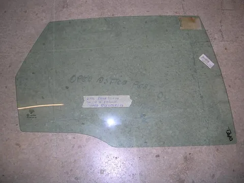 Scendente Posteriore Destro Verde Opel Astra 91'