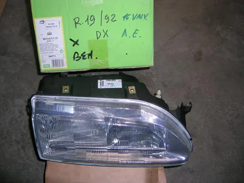 Proiettore Dx Renault 19 '92