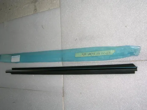 Raschiavetro  Ant Sx Esterno Alfa Romeo 164