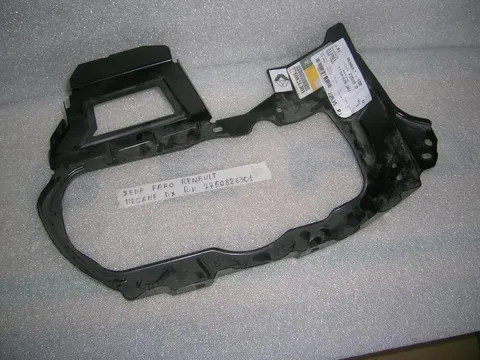 Sede Faro Destra Renault Megane 1996-1999