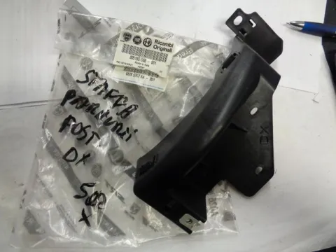 Staffa Paraurti Posteriore Destro Fiat 500X