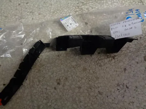 Staffa Paraurti Posteriore Sinistra In Plastica Opel Corsa D