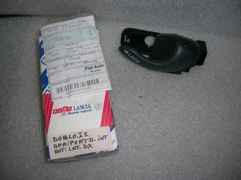 Maniglia Apriporta Interna Porta Anteriore E Scorrevole Destra Fiat Doblò 2000-2004