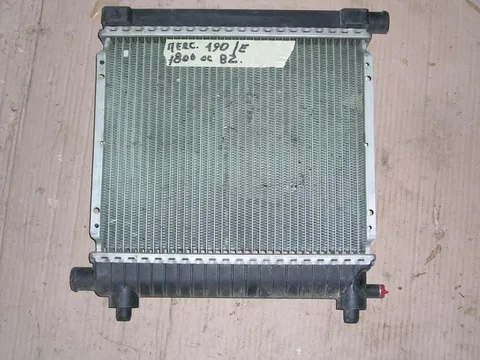 Radiatore Mercedes 190 1800 benzina