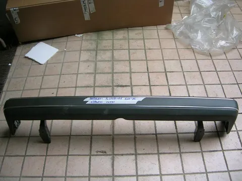 Paraurti Posteriore Con Profili Lucidi Volkswagen Golf Mk2 1983-1989