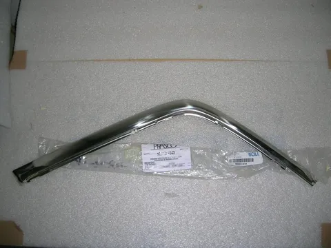 Modanatura Paraurti Anteriore Destra Cromata  Mercedes Classe C W202 1993-1997