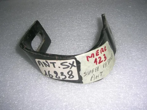 Staffa Paraurti Anteriore Sinistro Mercedes 123