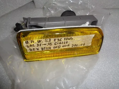 Fendinebbia Destro Giallo  B.m.w Serie 3 E36 Dal 1991 Al 1998