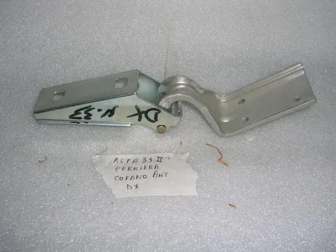 Cerniera Cofano Anteriore Destra Alfa Romeo  Nuova 33
