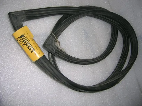 Guarnizione  Lunotto  Con Inserto  Alfa Romeo Giulietta '77-'81