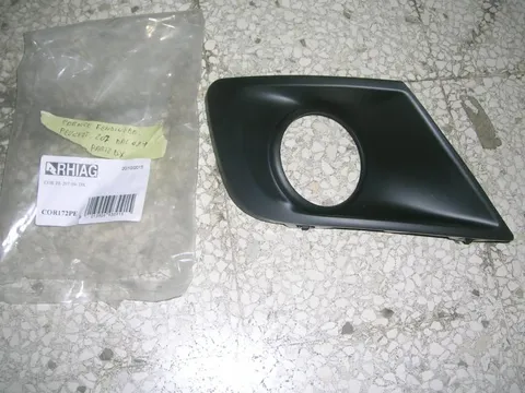 Griglia Paraurti Anteriore Destra Con Foro Fendinebbia Peugeot 207 2009-2012
