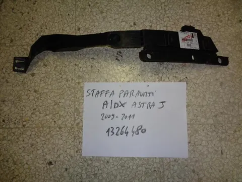 Staffa Paraurti Anteriore Destra Opel Astra J 2009-2011