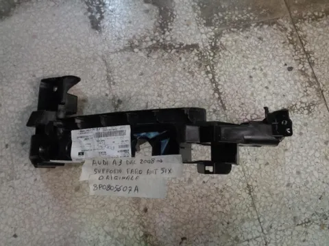 Supporto Faro anteriore Sinistro Audi A3 2008-2012
